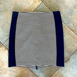 Mini VB skirt